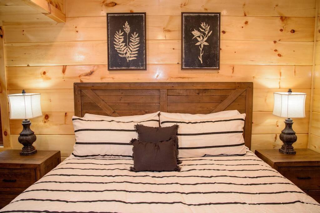 Spacious 2800 Sq Ft-Cozy Wood Cabin-New Build Pigeon Forge Ngoại thất bức ảnh